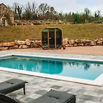 Luxury Lea With Swimming Pool, Sauna & Jacuzzi Grude