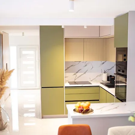 Luxury Lea With Swimming Pool, Sauna & Jacuzzi Grude